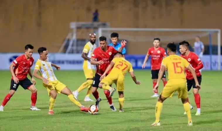 Hướng Dẫn Chơi Kèo Chấp 2.25 Trong Bóng Đá 2 Cần nhận định về đội hình của 2 đội trước khi đặt kèo chấp 2.25