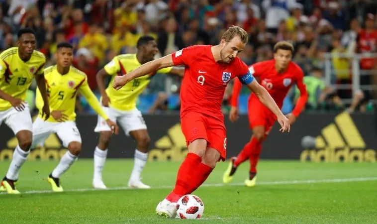 Hướng Dẫn Chơi Kèo Tài Xỉu Bóng Đá Hiệu Quả 2 Cần phân tích kỹ lưỡng 2 đội bóng trước khi đặt kèo tài xỉu